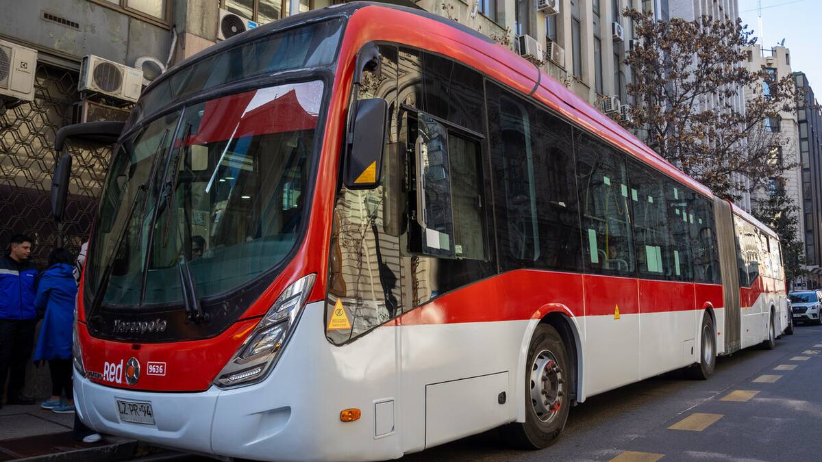 Con capacidad para 117 buses: Redbus ingresa moderno megaproyecto de almacenamiento con millonaria inversión