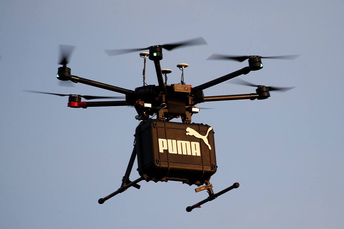 Puma presentó con drones la nueva camiseta de la UC para 2024. Agencia Aton