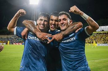 En Racing lanzan advertencia a Colo Colo