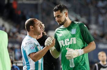 Racing de los chilenos también rebajará sueldos a plantel por el coronavirus