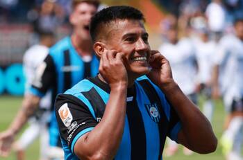 Rafael Caroca apunta alto en Huachipato: “Quiero seguir creciendo; Jaime García saca lo mejor de cada jugador”