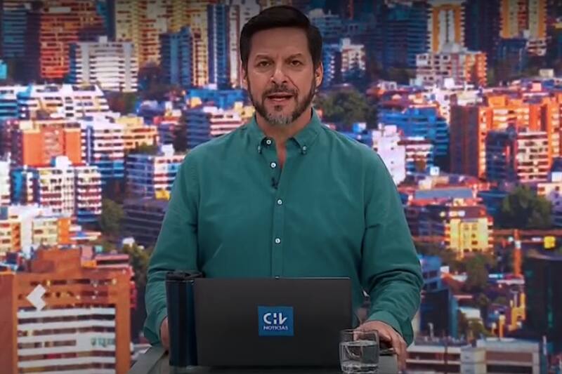 El periodista defendió a Carabineros de Chile y respondió a la críticas que reciben los uniformados.