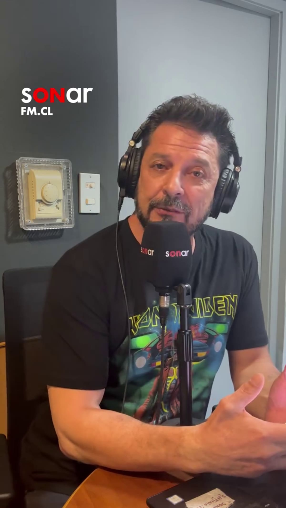 El periodista se despidió hoy en la tarde de sus seguidores.