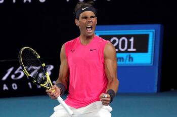 Rafael Nadal se luce dominando la pelota de tenis con sus pies en el Masters de Roma