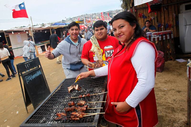 Ramadas de Alejo Barrios en Valparaiso se extenderan hasta el sabado.