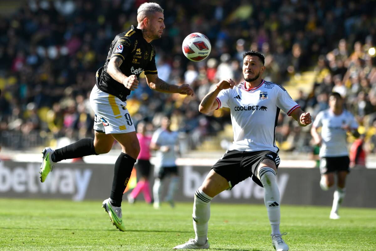 Ramiro González tuvo un complicado partido en la visita de Colo Colo a Coquimbo por el Campeonato Nacional. (Foto: Agencia Aton)