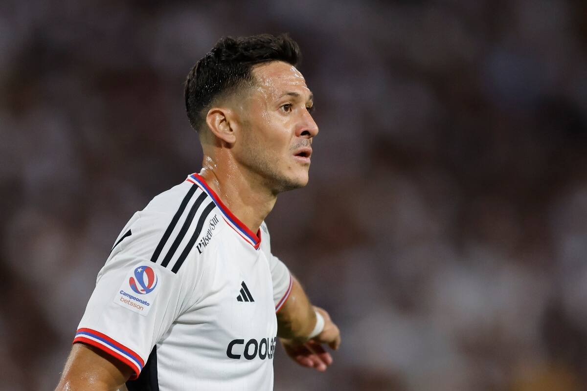 se complica en Colo Colo.