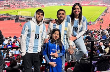 “Soy argentino nacionalizado chileno y hubiese jugado en La Roja, pero era imposible con monstruos como Matías y Valdivia”