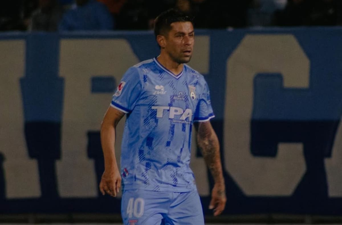Fue campeón con la U y Colo Colo: el volante que se postula para reemplazar a Vecchio en Unión Española