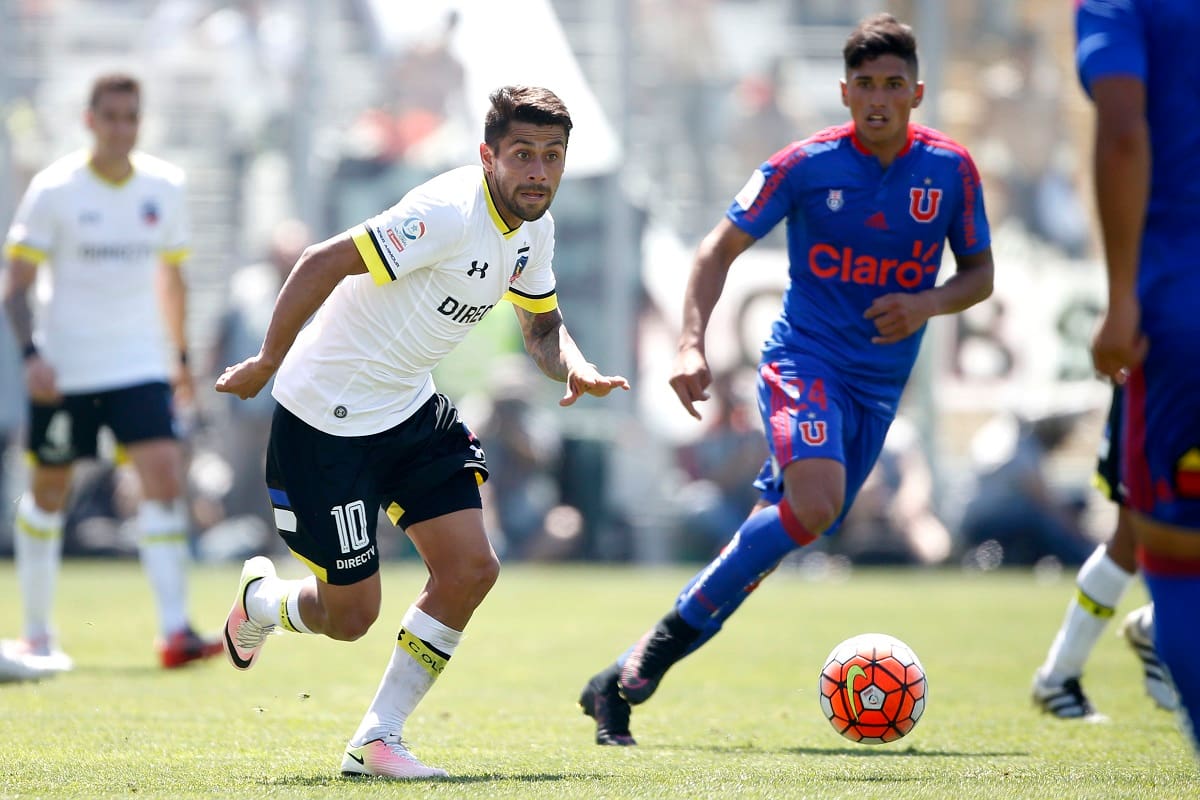 El mediocampista reveló los dos partidos donde más sufrió la localía del rival en su carrera.
Andres Pina/Photosport