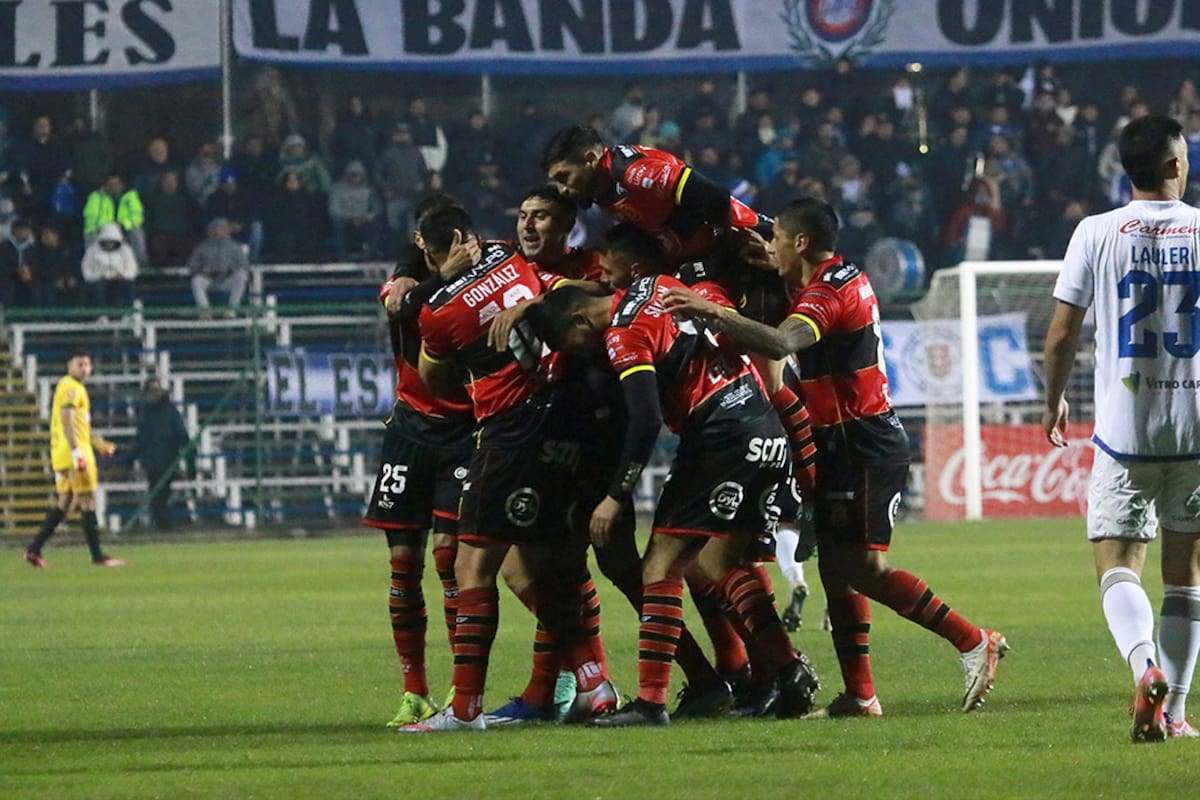 Rangers se impuso por 4-2 ante Deportes Santa Cruz en la primera rueda del Ascenso.