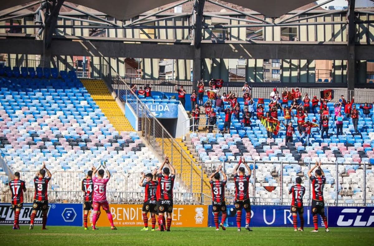 Cae un nuevo DT en el fútbol chileno y ya está casi listo el reemplazante