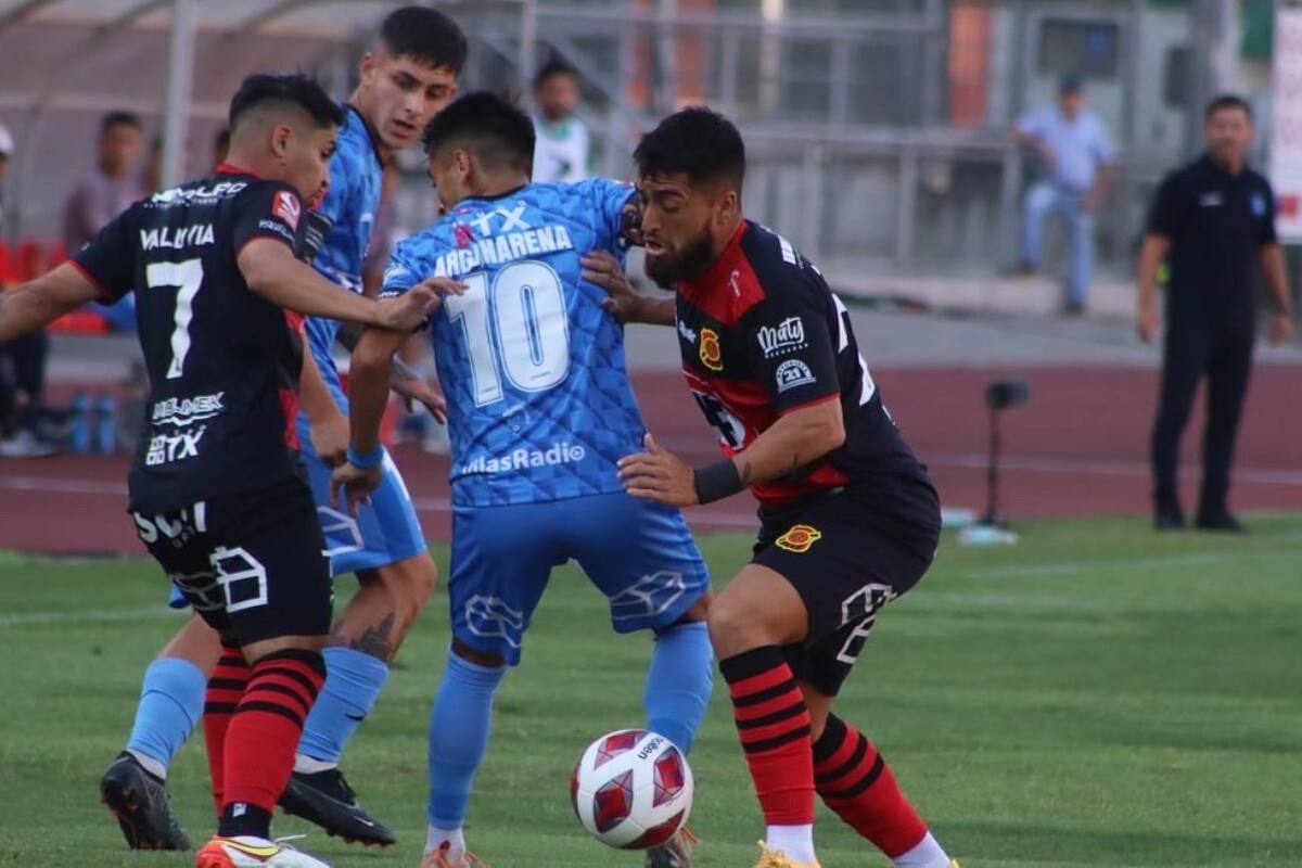 Francisco Arrué no encuentra la vuelta al mal momento de San Marcos de Arica