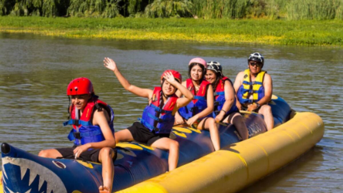 A solo 2 horas de Santiago: Lago Rapel ofrece actividades acuáticas para pasar el calor en familia o con amigos