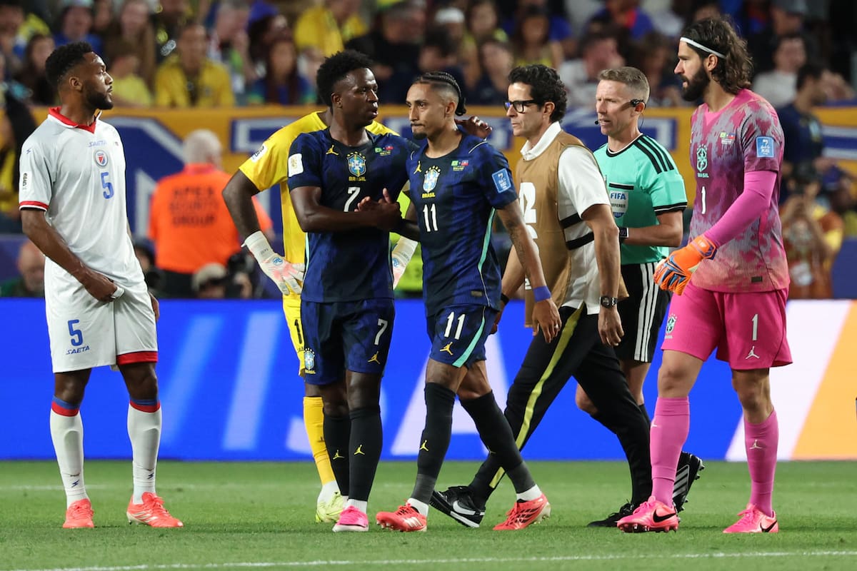 El delantero brasileño sufrió una lesión ante Haití. Foto: EFE.