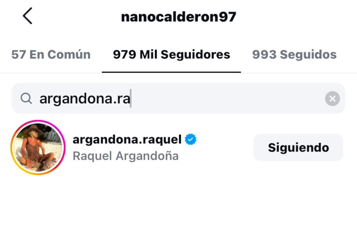 aún sigue a Nano Calderón.
