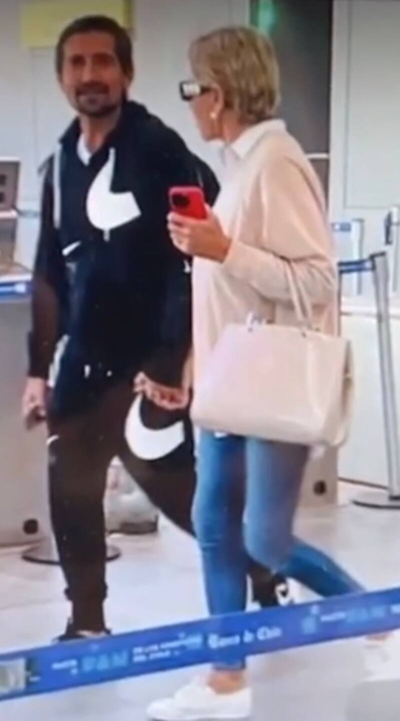 Fueron capturados juntos en el aeropuerto / Instagram