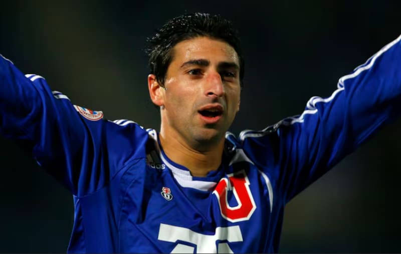 Tuvo un breve pero recordado paso por la U.