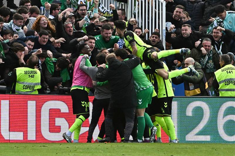 Los dirigidos por Pellegrini celebrando la victoria por 3-2 frente al Leganés. Foto: EFE.
