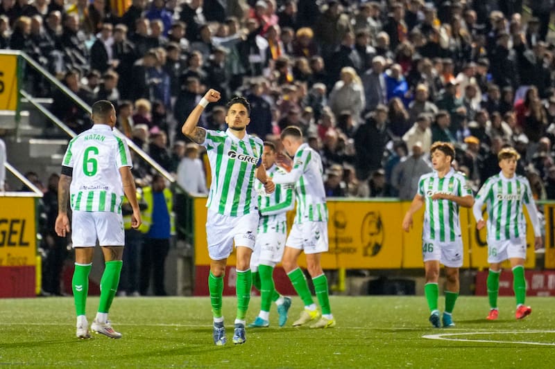 Betis venció 3-1 al Sant Andreu por la segunda ronda de la Copa del Rey. (Foto: EFE)