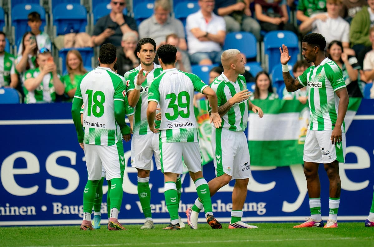 Sin Manuel Pellegrini en el banco: Real Betis inició con goleada su temporada de Champions League