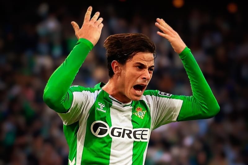 Valentín Gómez, defensa del equipo de Manuel Pellegrini.