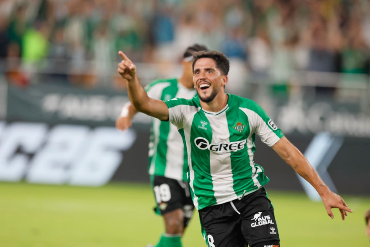 El equipo de Manuel Pellegrini llega como favorito.