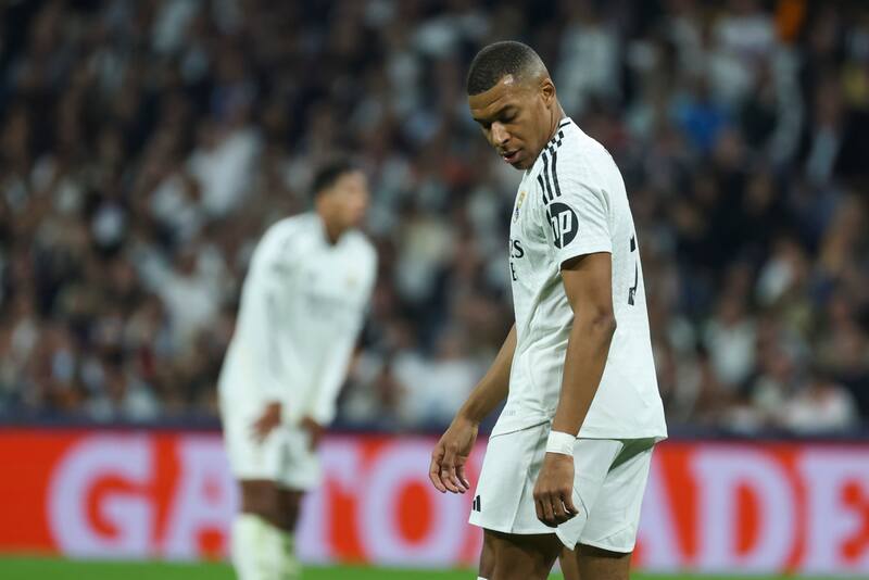 Kylian Mbappé volvió a ser apuntado tras la derrota del Real Madrid ante el Milan por la Champions League. (Foto: EFE)