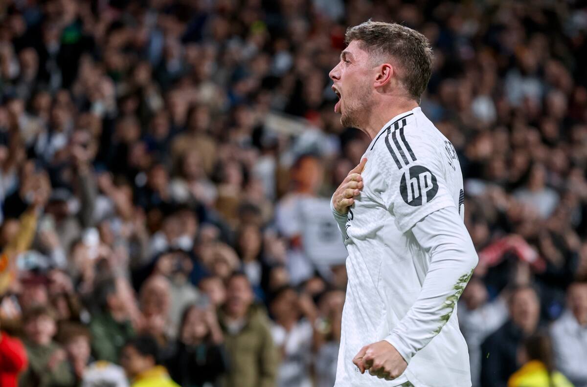 Federico Valverde mantiene en la pelea por el título al Real Madrid con este golazo al último minuto