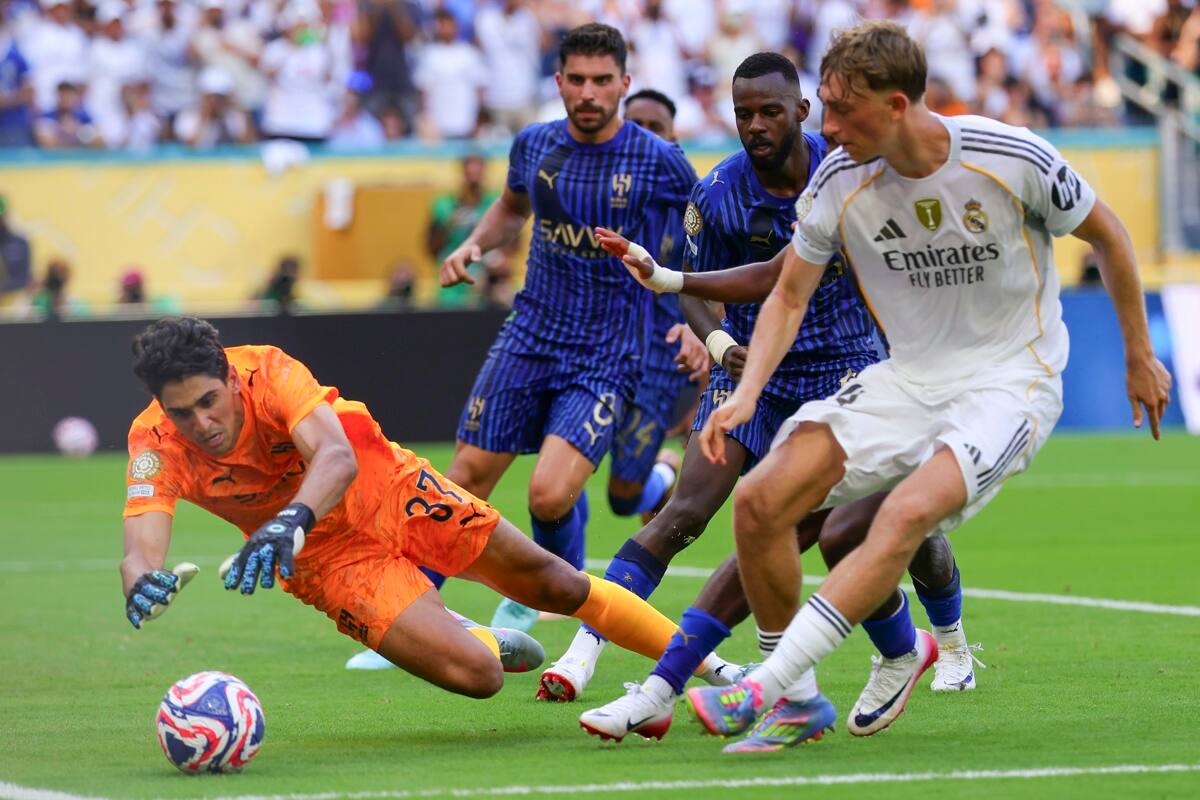Bono fue figura del empate en el Mundial.