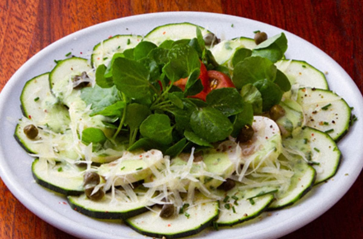 Receta de carpaccio de zapallo italiano: así puedes darle un toque gourmet a esta clásica verdura