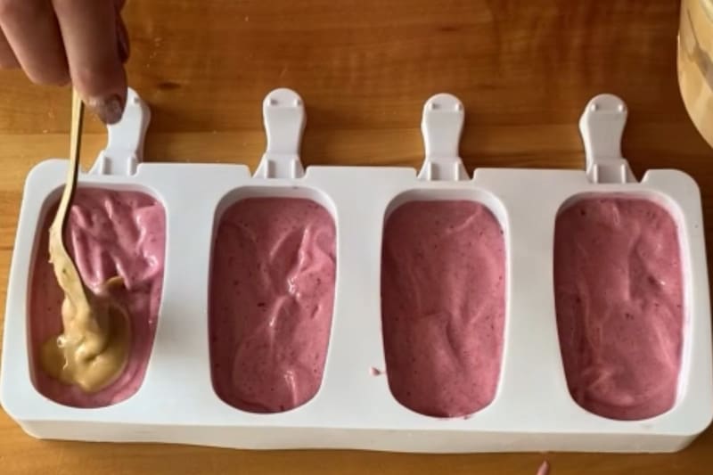 Con solo cuatro ingredientes puedes preparar este postre fresco ideal para días de calor.
@simonamolinac.