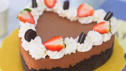 Receta de Tarta Frutilla y Chocolate: Disfruta este 14 de febrero con este delicioso postre sin horno
