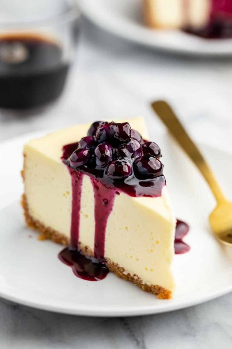 Aprende a cocinar este delicioso cheesecake con base de galletas.