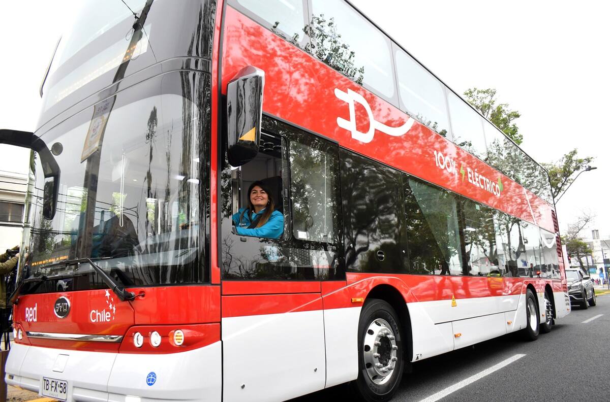 Vuelven los buses de dos pisos: Este será su nuevo recorrido por Santiago