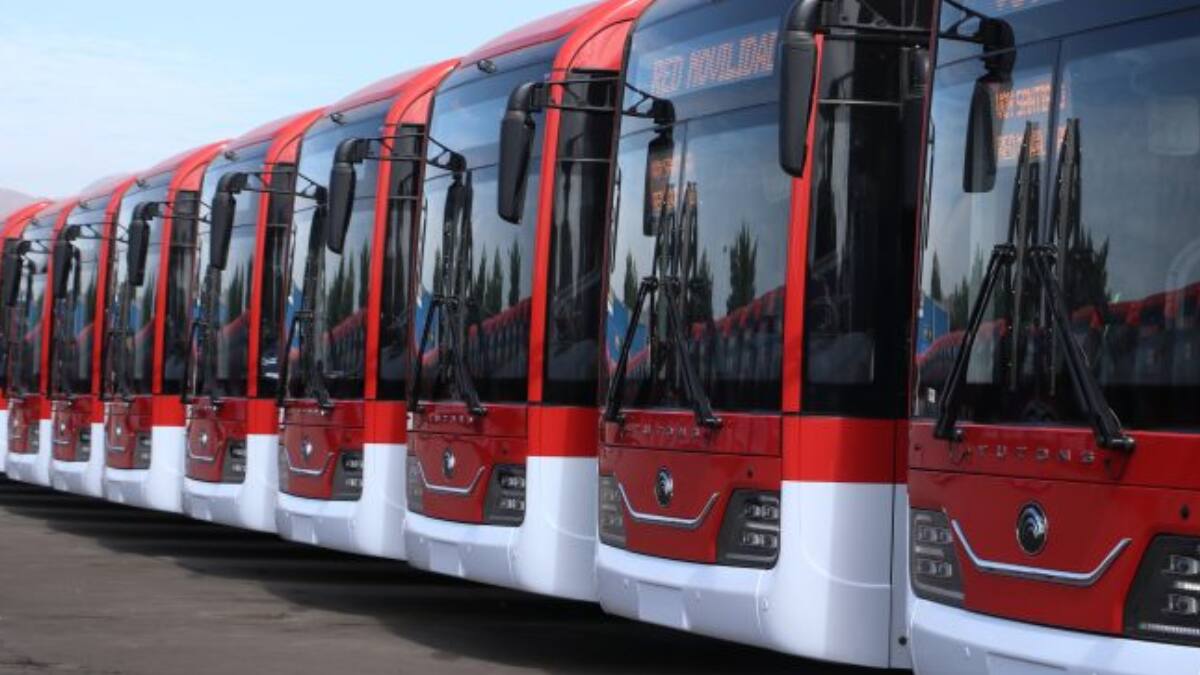 ¿A qué sectores beneficiará? La Región Metropolitana incorpora 50 nuevos buses eléctricos