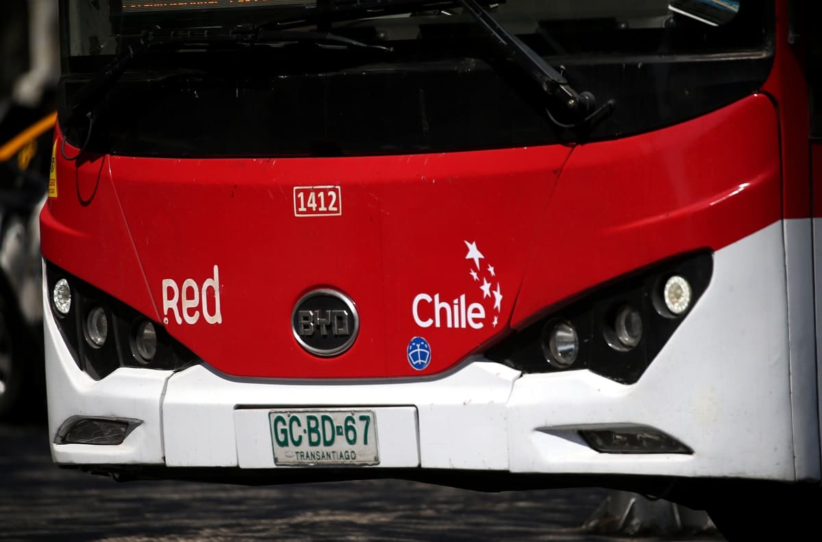 Red Movilidad: Así puedes denunciar si una micro no se detiene en el paradero