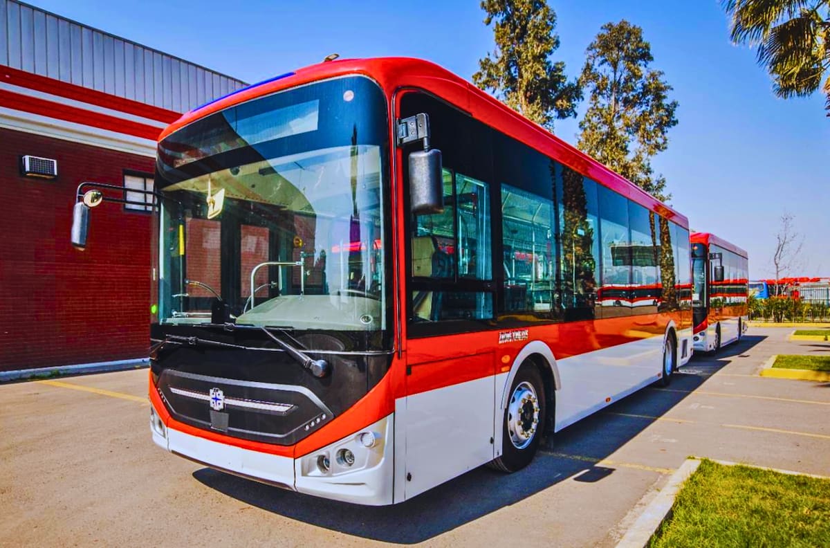 Red Movilidad anuncia importante cambio en dos recorridos de Santiago: la medida podría durar hasta dos años