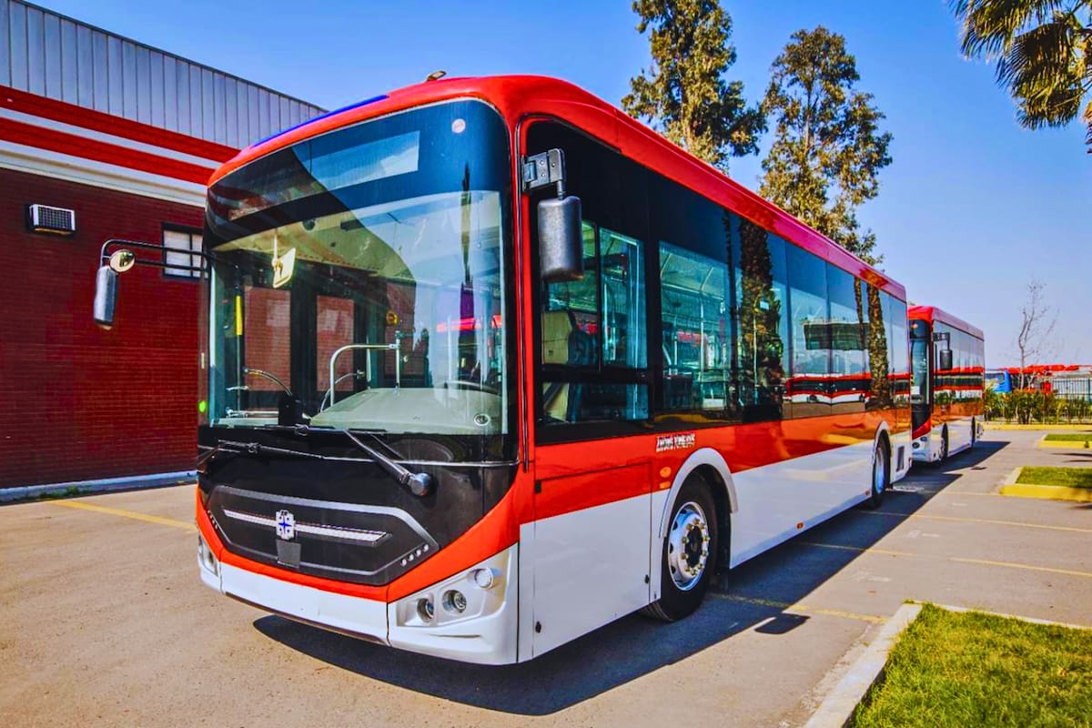 La empresa anunció desvíos en dos recorridos de Santiago por un periodo de dos años. Foto: Gobierno de Chile.