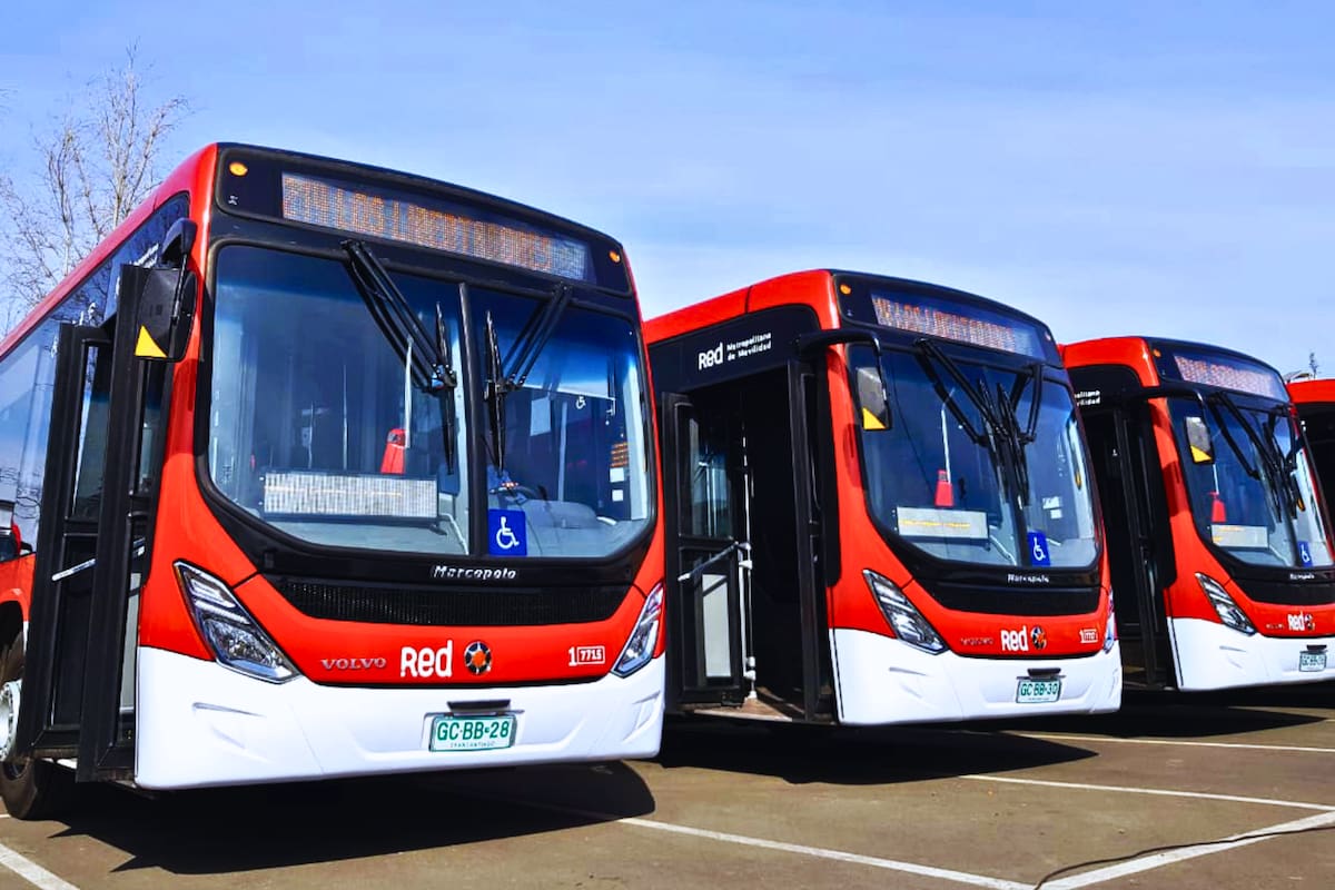La empresa de transporte informó que reforzará recorridos por el partido en el Claro Arena este 10 de mayo. Foto: Red Movilidad.