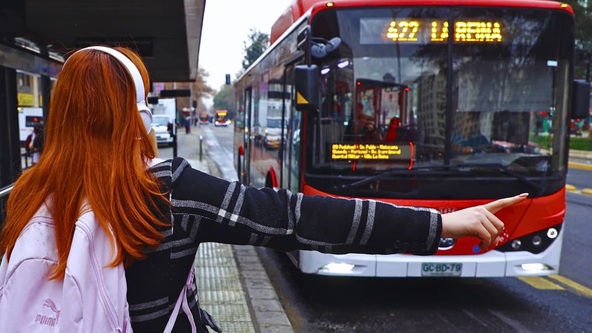 Red Movilidad anunció un plan de refuerzo de buses en el sector oriente de Santiago para este viernes: el motivo