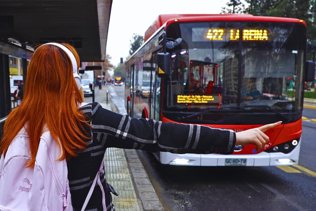 El plan especial de la empresa de buses se estará efectuando unicamente este viernes. Foto: Red Movilidad en X.