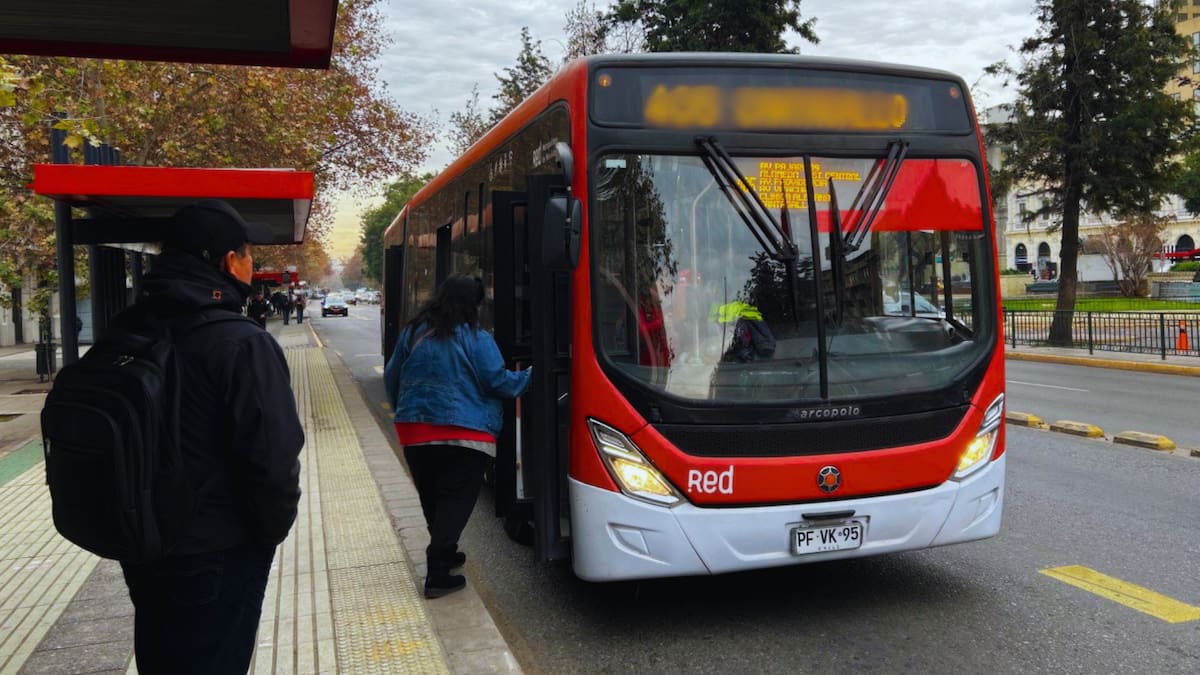 Red Movilidad anuncia refuerzo de buses en el sector oriente de Santiago para los siguientes recorridos