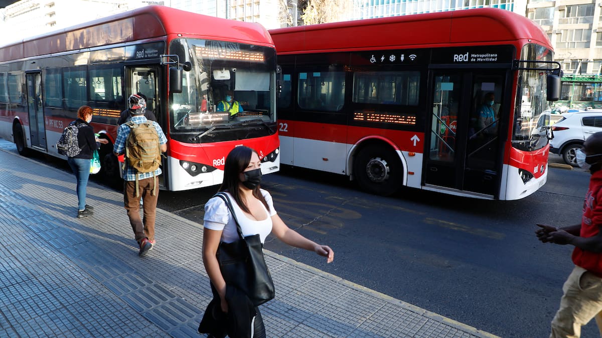 Super Lunes: Así están funcionando el Metro y los buses de Red este 4 de marzo