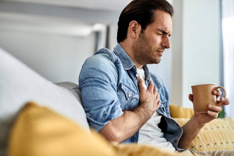 Entérate qué comidas recomienda eliminar la entidad para prevenir la acidez.