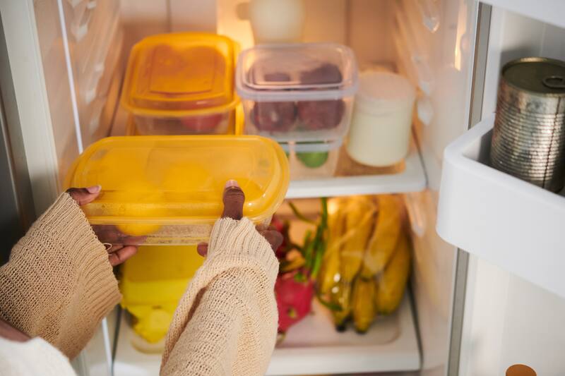 Puede ser dañino para la salud guardar las pastas y arroz.