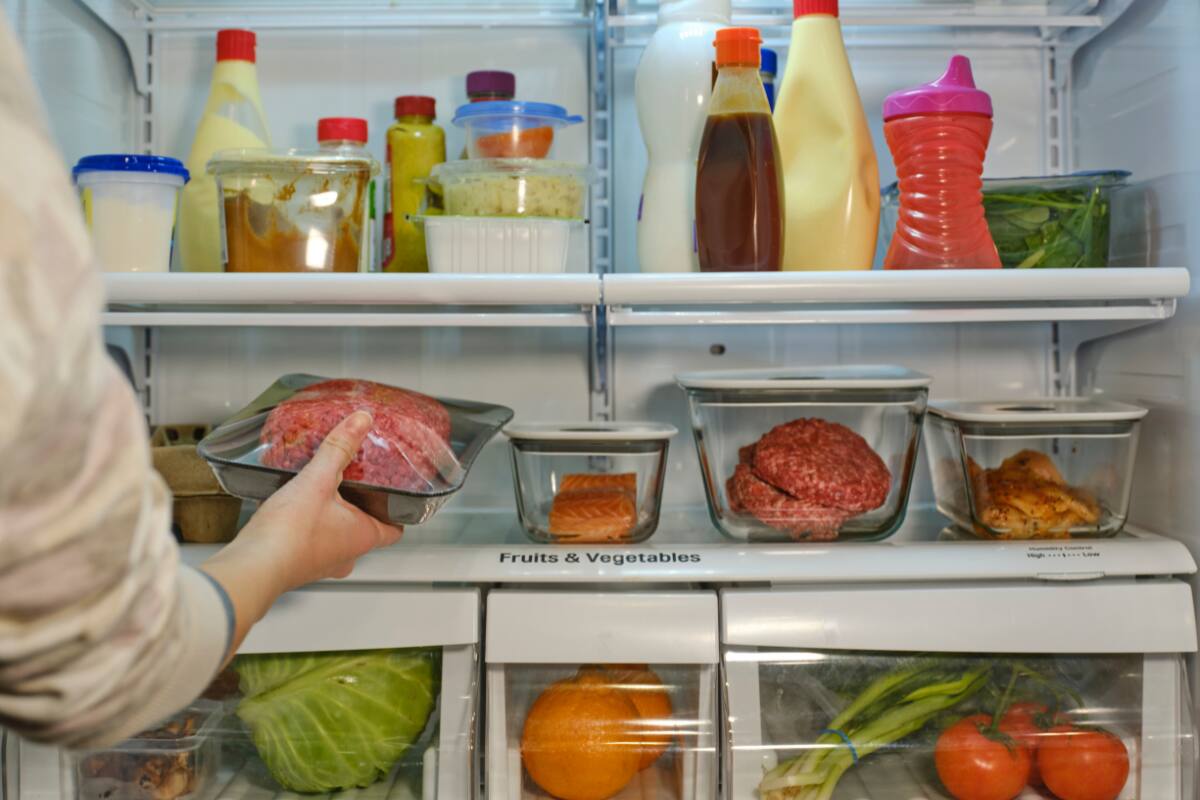 Conoce qué alimentos no debiesen ir dentro de este electrodoméstico