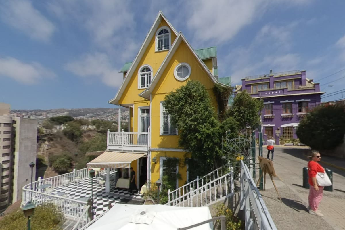 Ponen en venta icónico hotel de la zona.