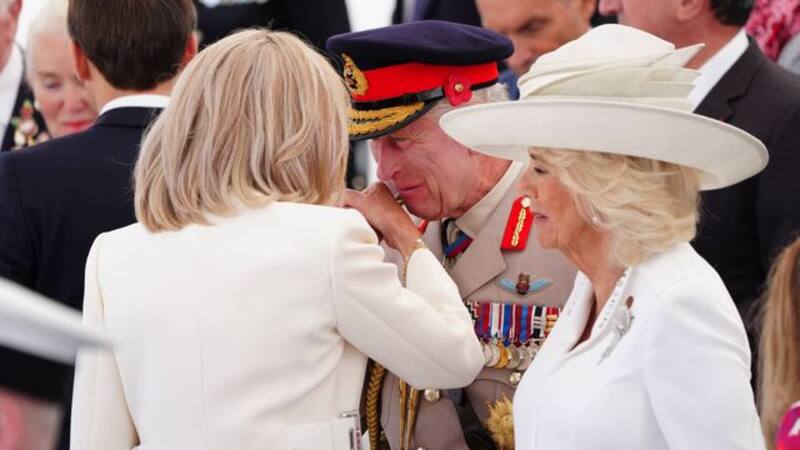 La Reina Camila y Brigitte Macron fueron protagonistas de la conmemoración de El Día D