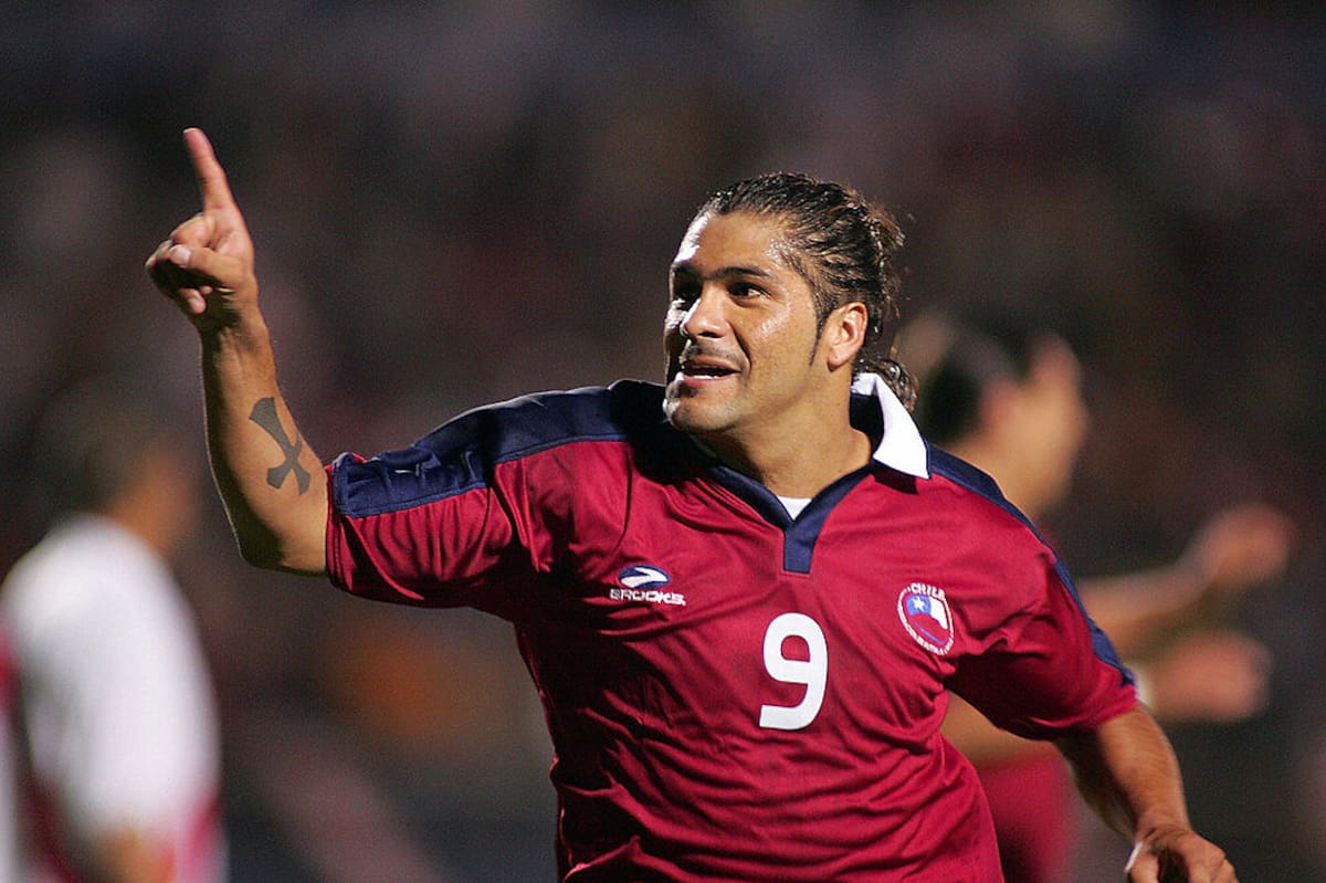 El Cdhoro jugó 40 partidos y marcó 10 goles con La Roja.